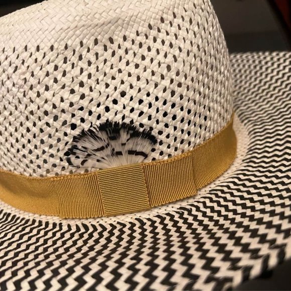 Original-Custom Lilliput HAT - Picture 5 of 9